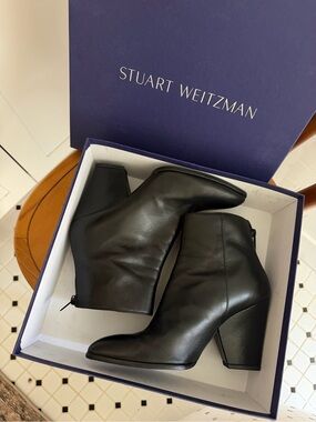 Stuart Weitzman Black Leather Pointed Ankle Booties
